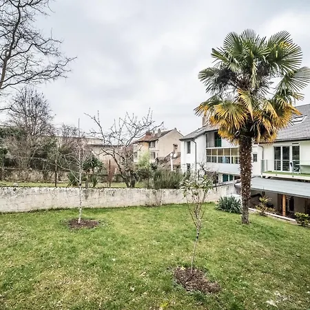 Les Figuiers Apartment